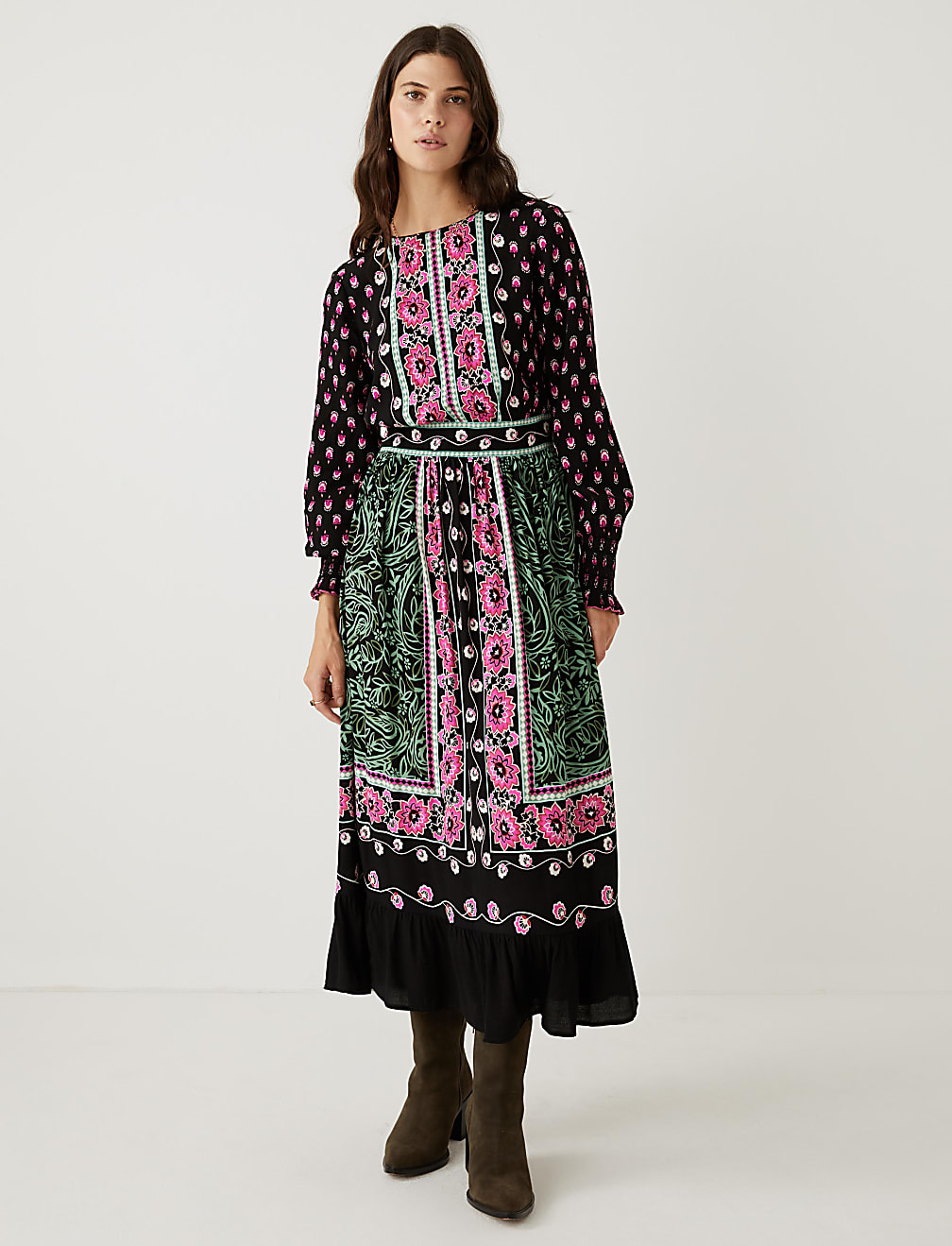 Floral Round Neck Midaxi Waisted Dress