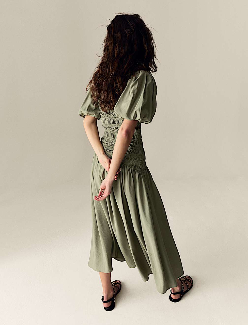 Textured V-Neck Puff Sleeve Midaxi Shirred Dress