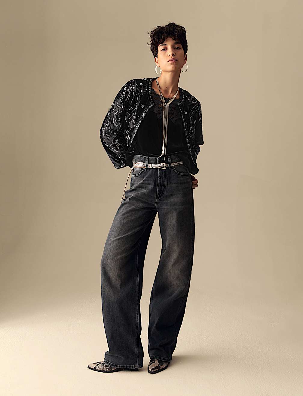 Velvet Embroidered Collarless Cropped Jacket