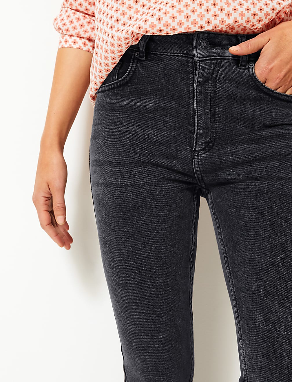 Authentic Stretch Skinny Leg Jeans