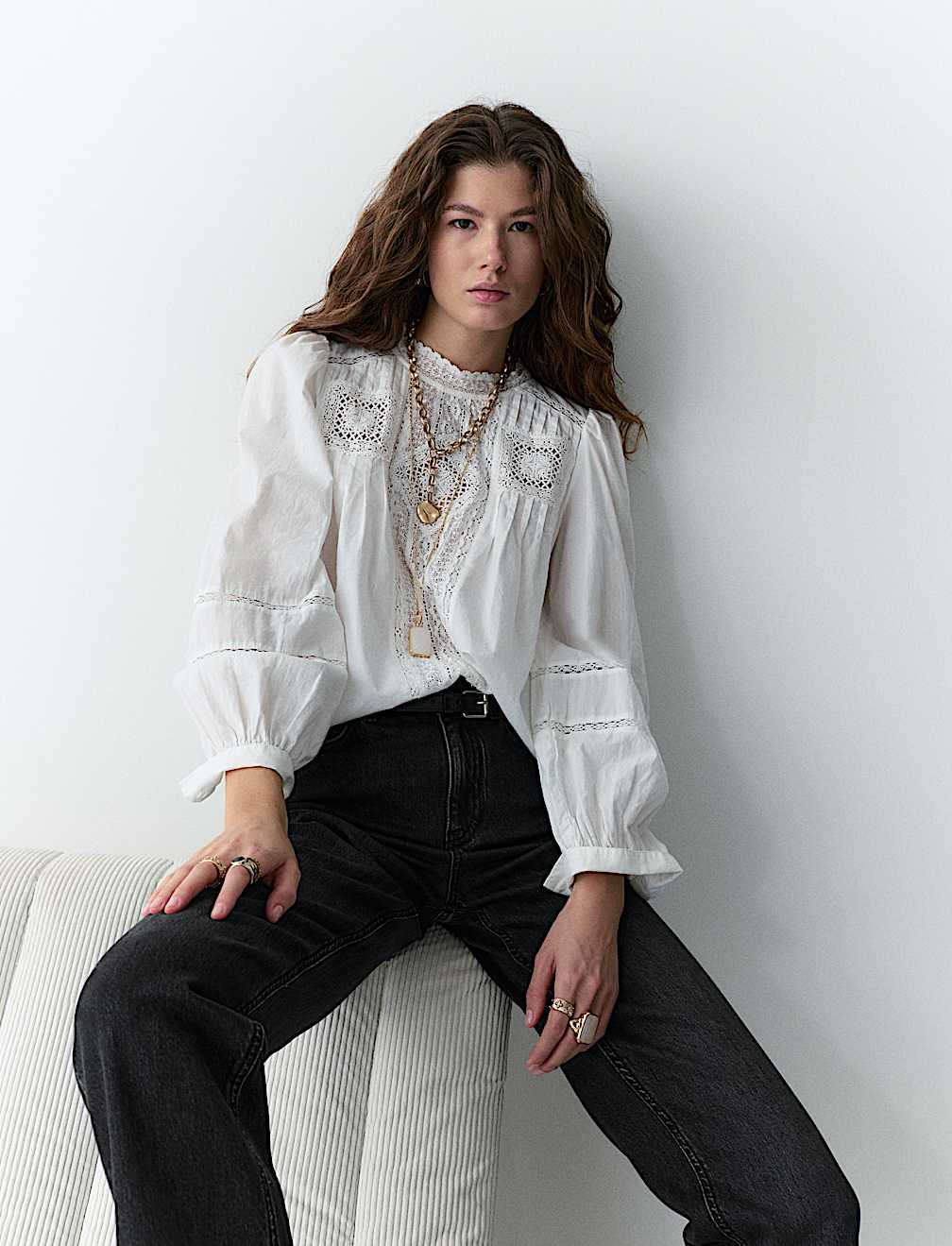 Mid Rise Straight Leg Ankle Grazer Jeans