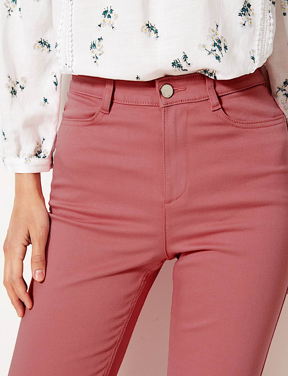 Roma Straight Leg Jean