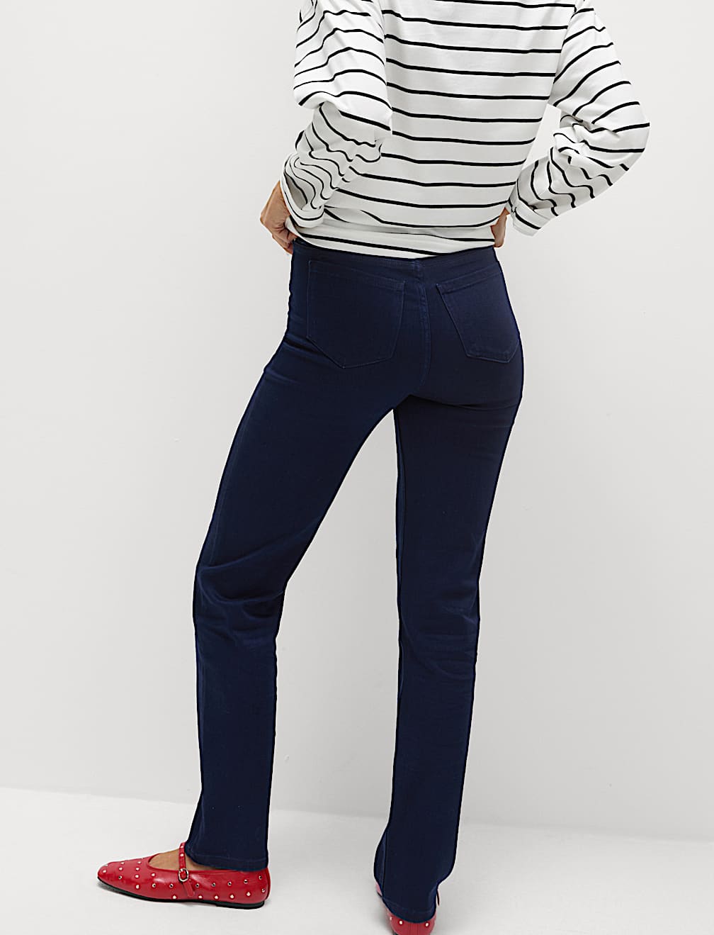Roma Straight Leg Jean