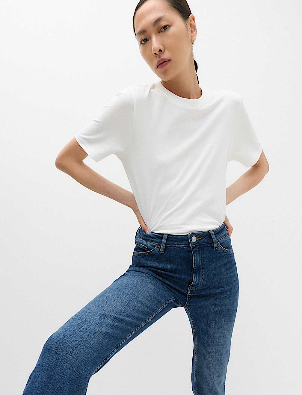 Sienna Mid Rise Straight Leg Jeans