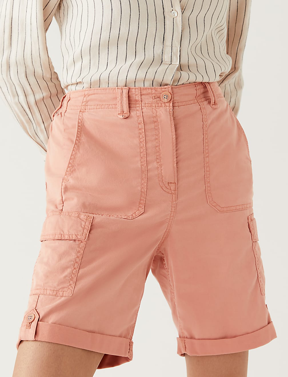 Lyocell Rich Cargo Tea Dyed Shorts