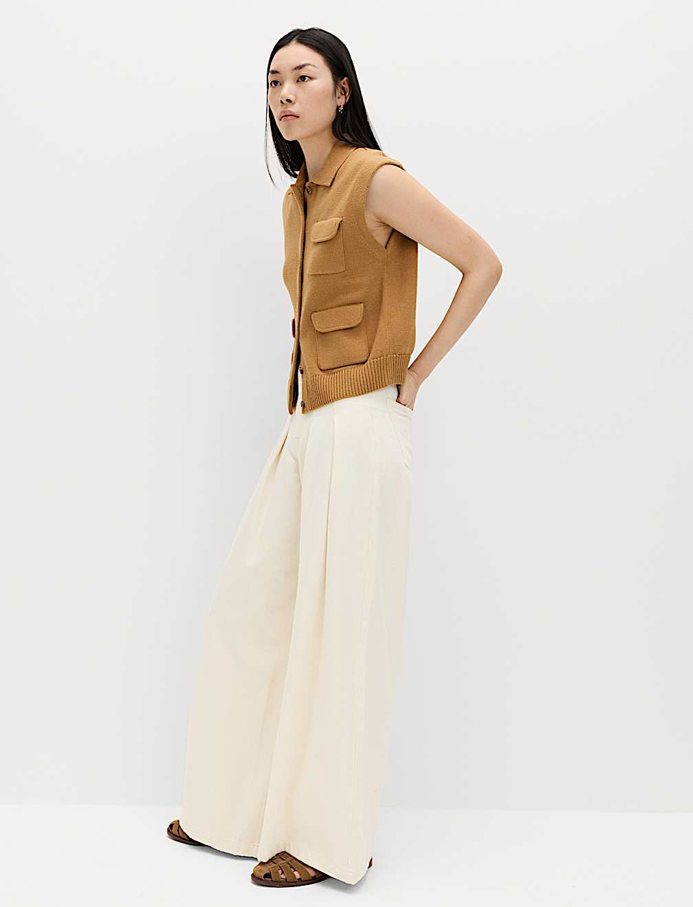 High Waisted Pleated Palazzo Jeans