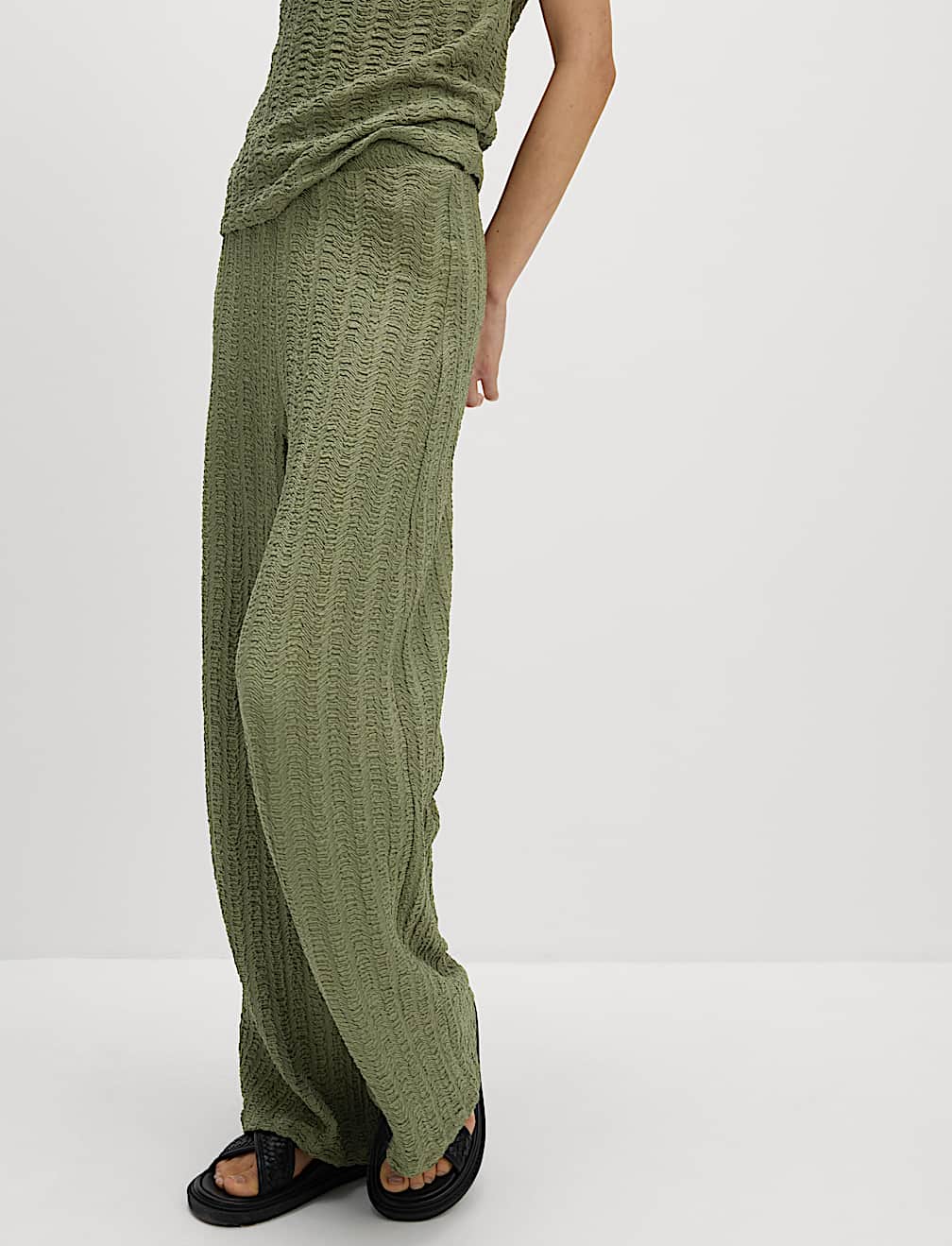 Textured Elasticated Waist Wide Leg Trousers