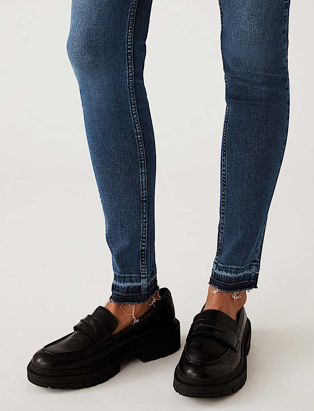 Ivy Premium Embroidered Skinny Jeans
