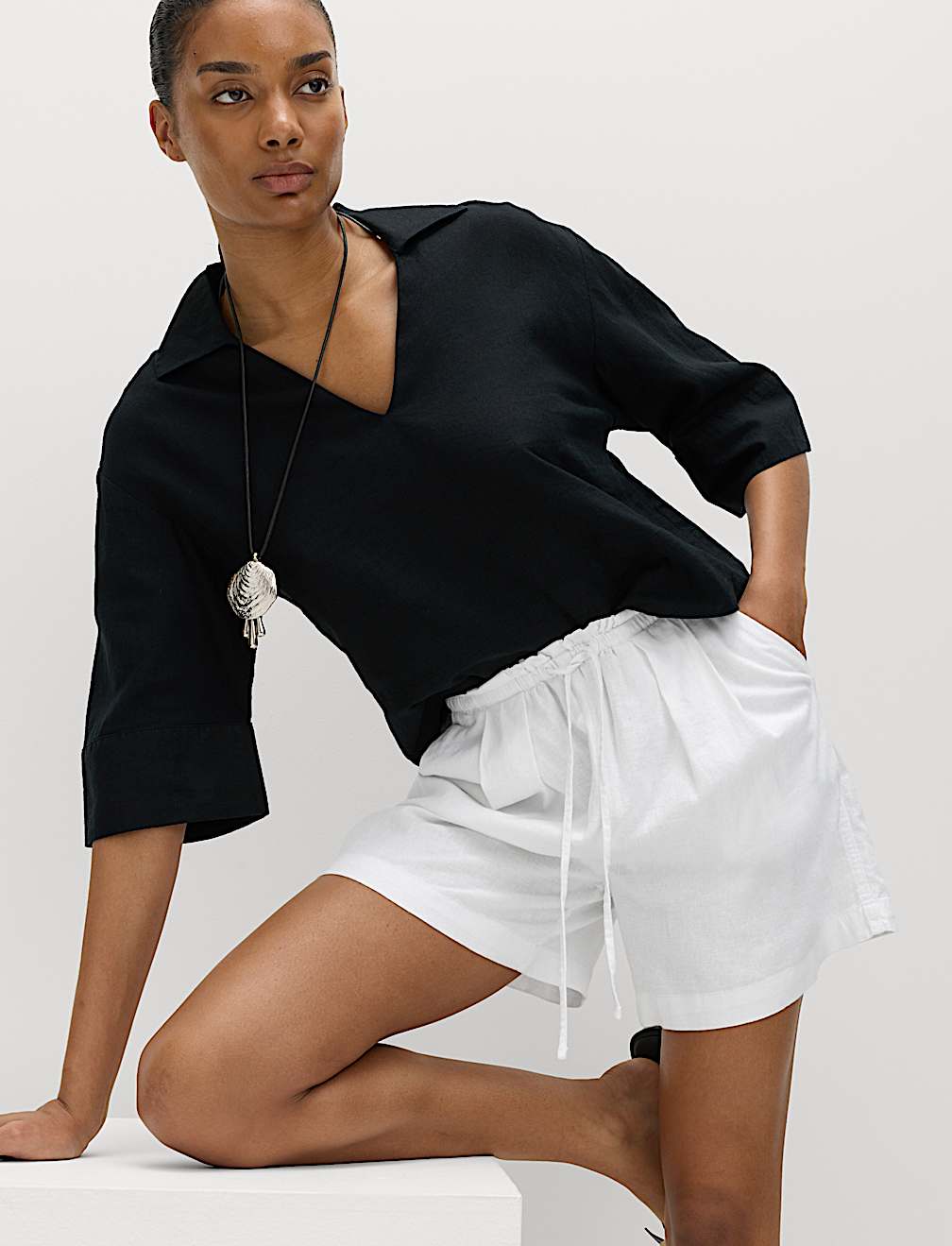 Linen Rich High Waisted Shorts