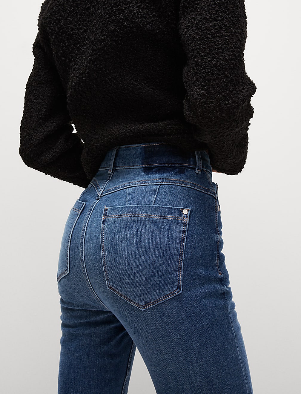 Lily Magic Shaping High Waisted Jeans