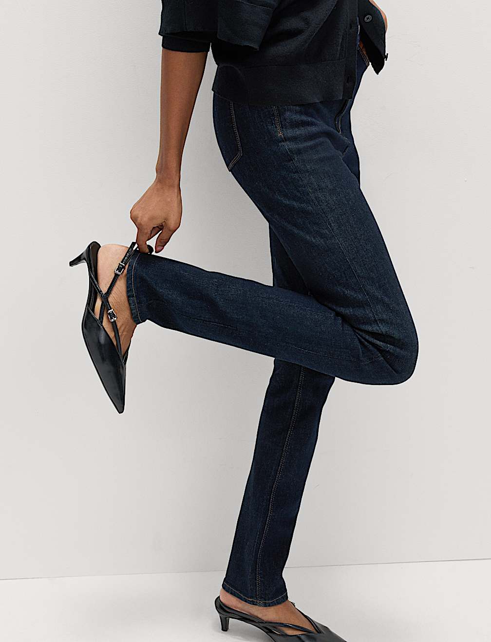 Lily Magic Shaping High Waisted Jeans