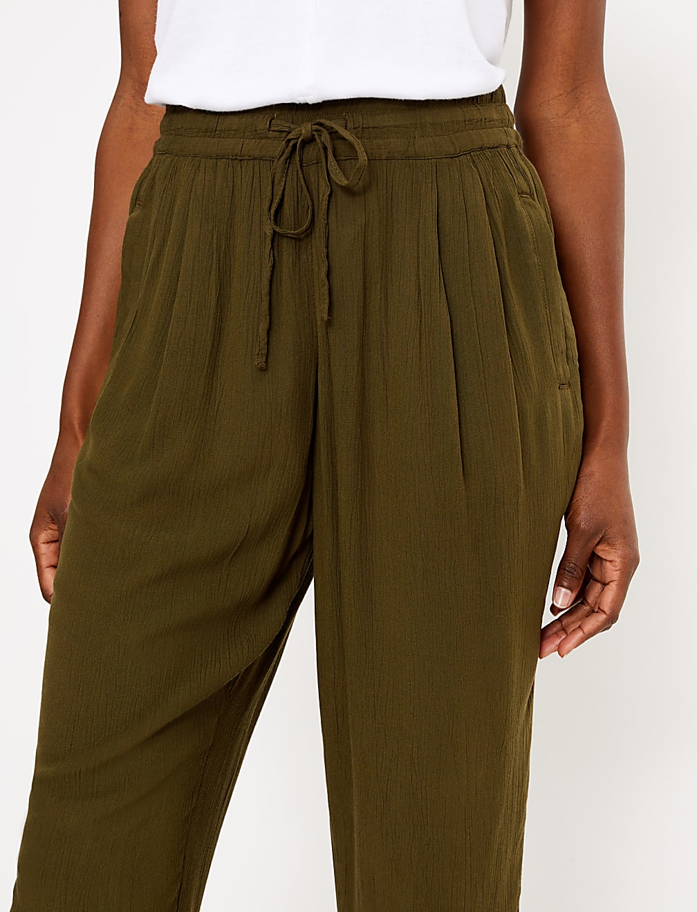 Soft Drawstring Tapered Trousers