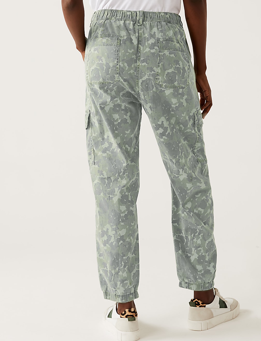 Lyocell Rich Cargo Tea Dyed Trousers