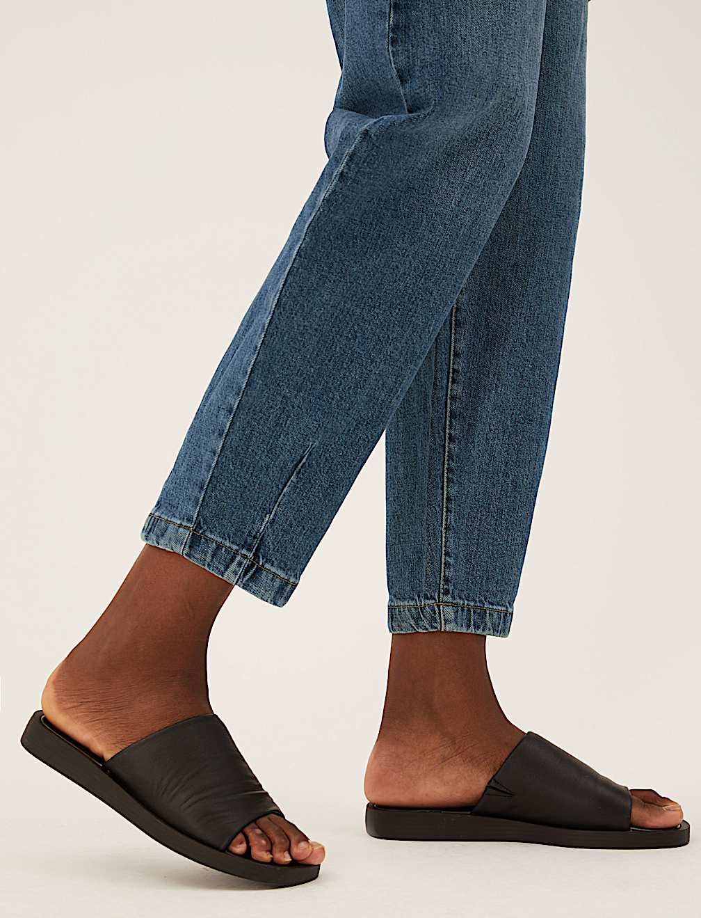 High Waisted Balloon Jeans