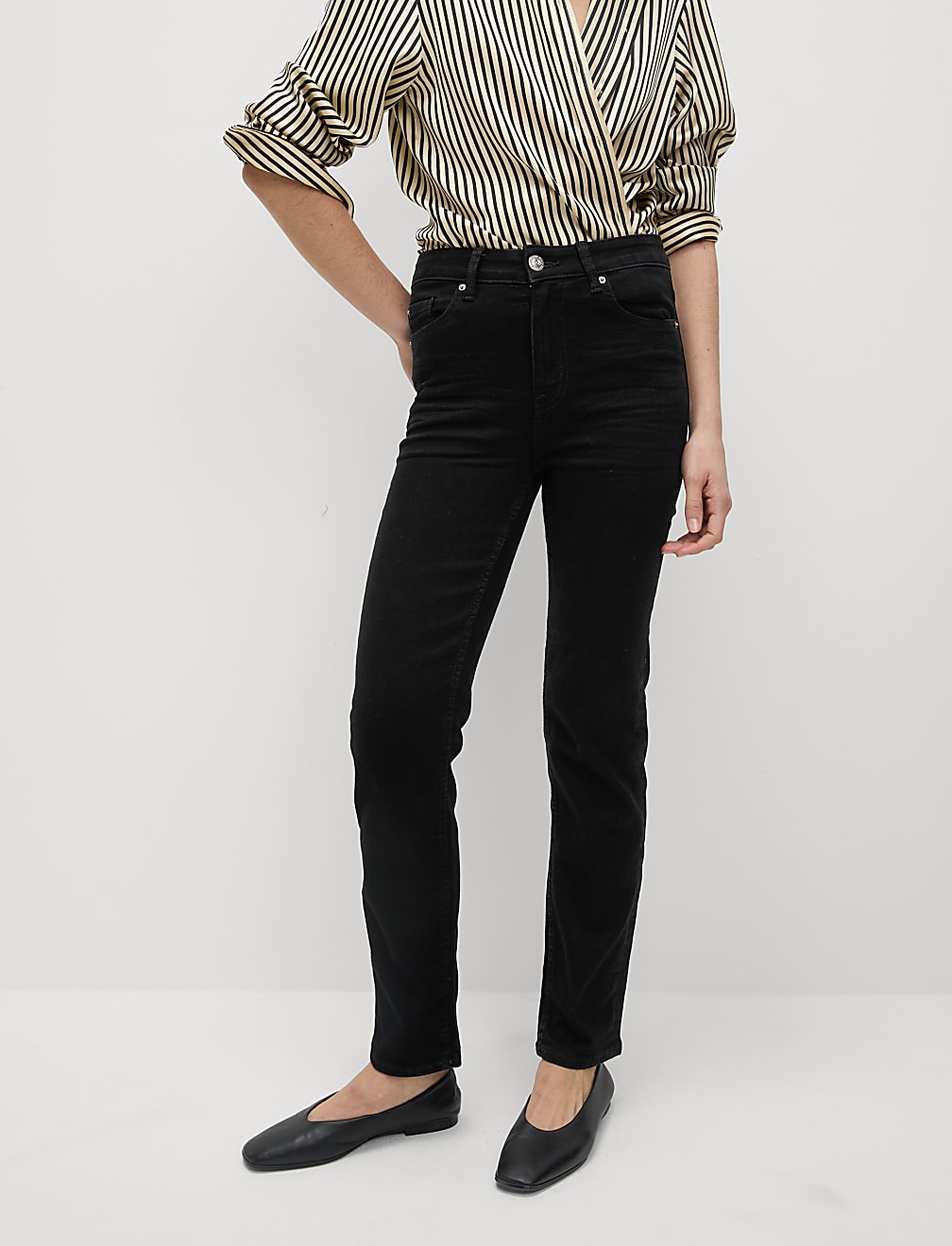 Sienna Straight Leg Jeans with Stretch