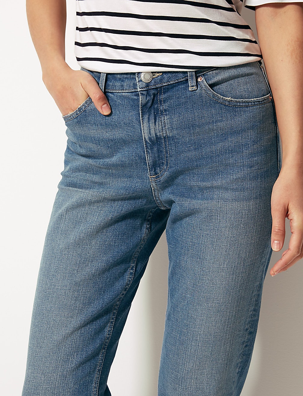 Relaxed Mid Rise Slim Jeans