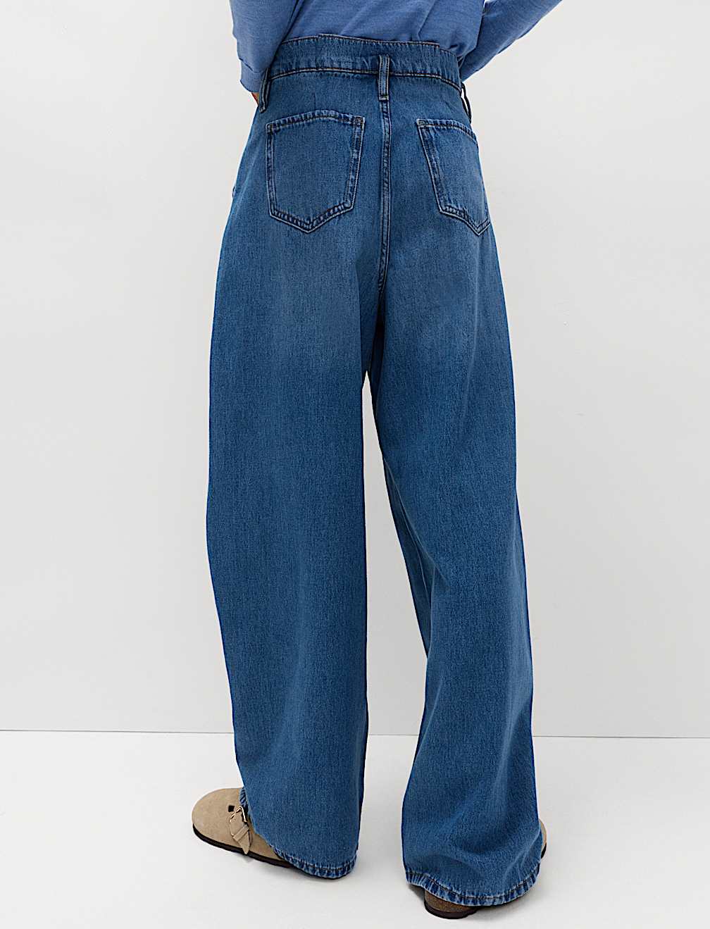 High Waisted Paperbag Pleated Relaxed Jeans