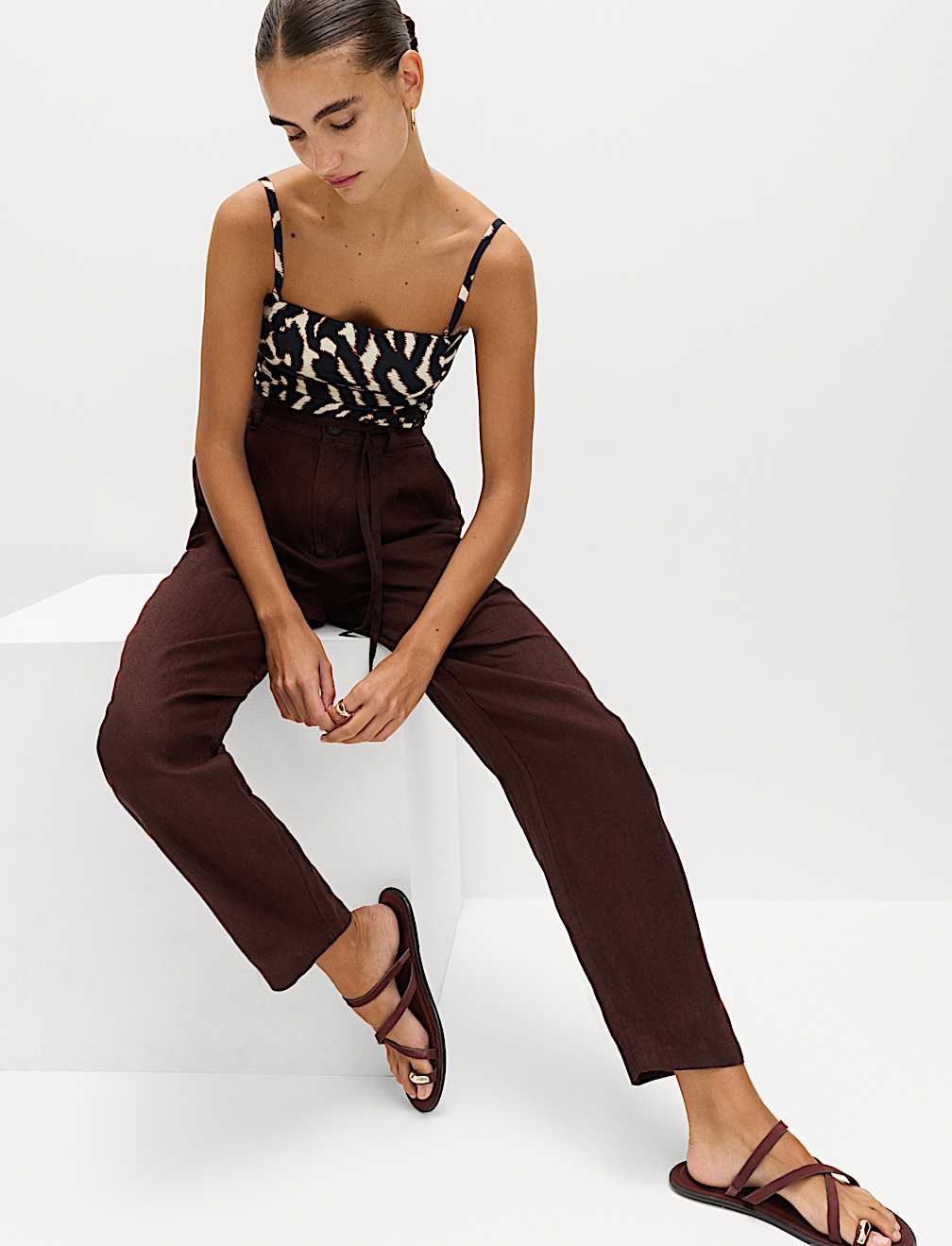 Pure Linen Pleat Front Belted Tapered Trousers