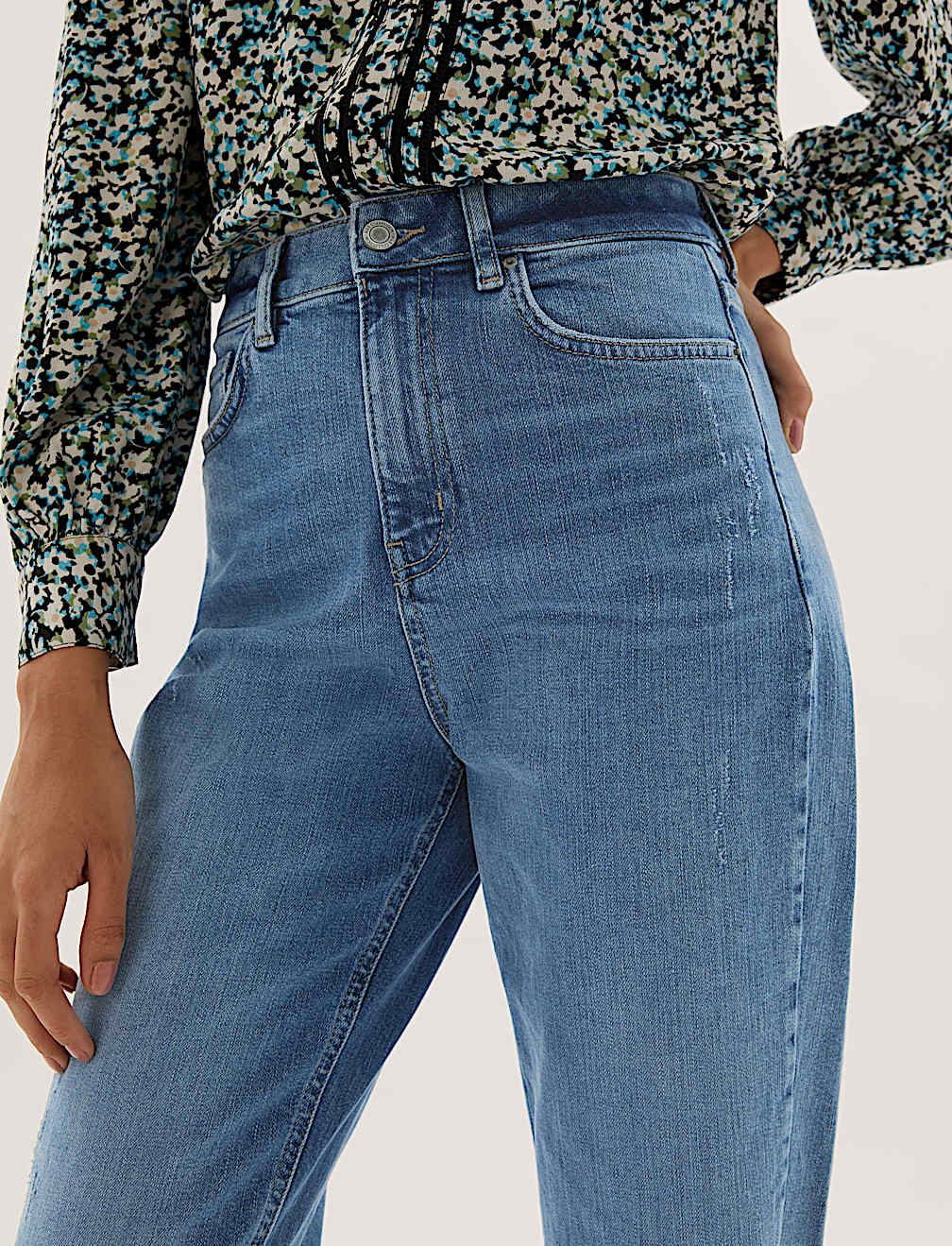 The Mom Jeans