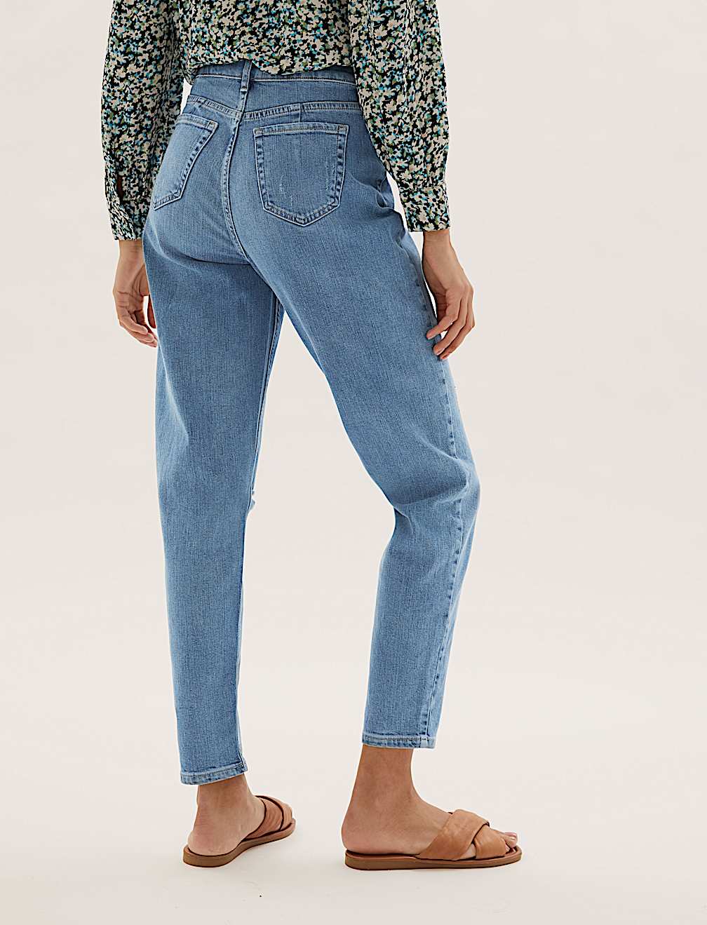 The Mom Jeans