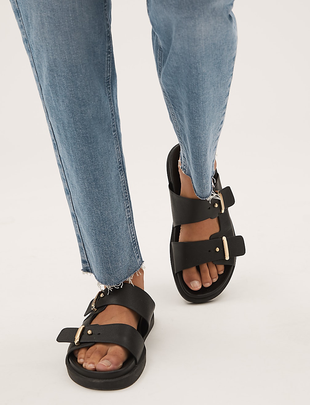 The Mom Jeans