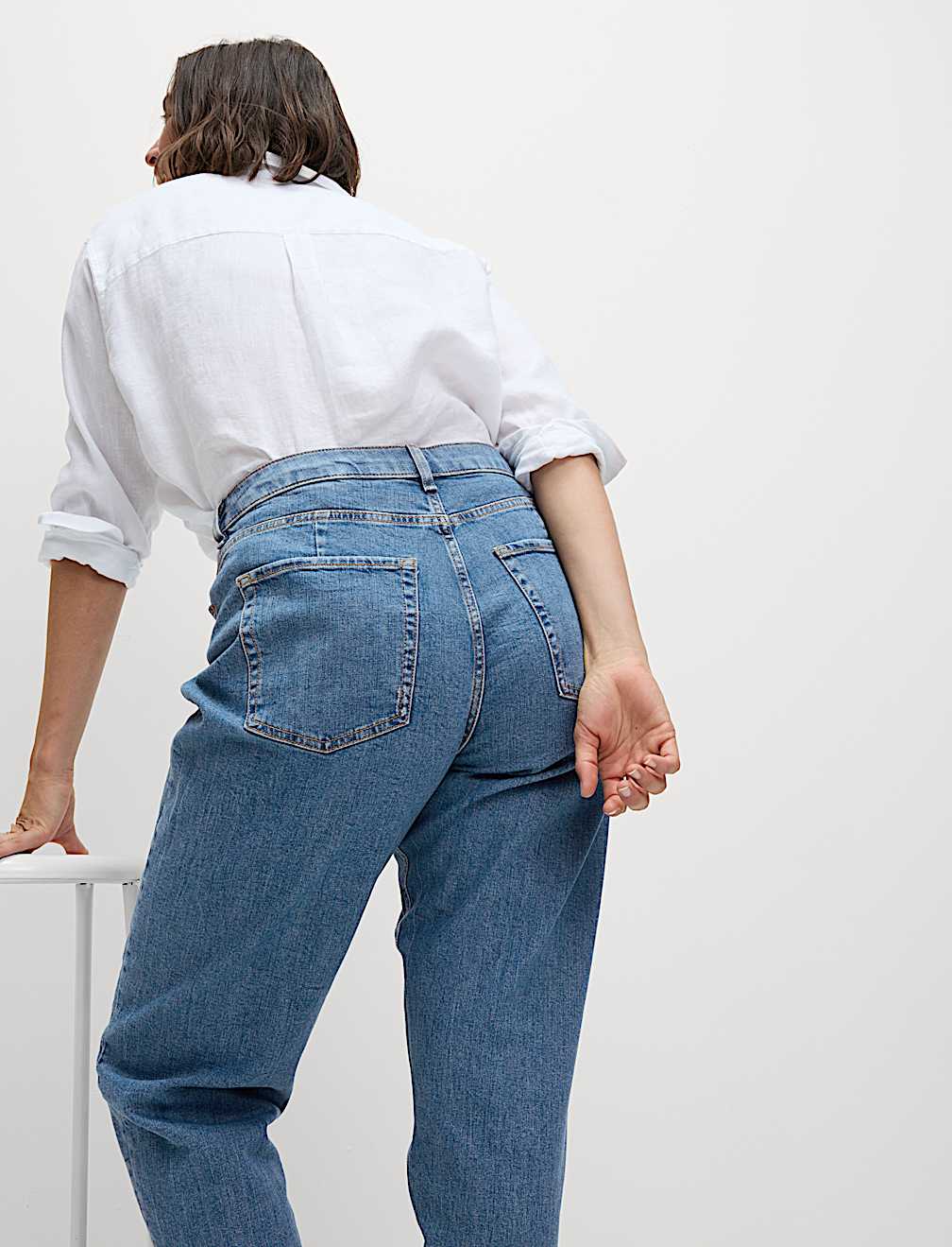 The Mom Jeans