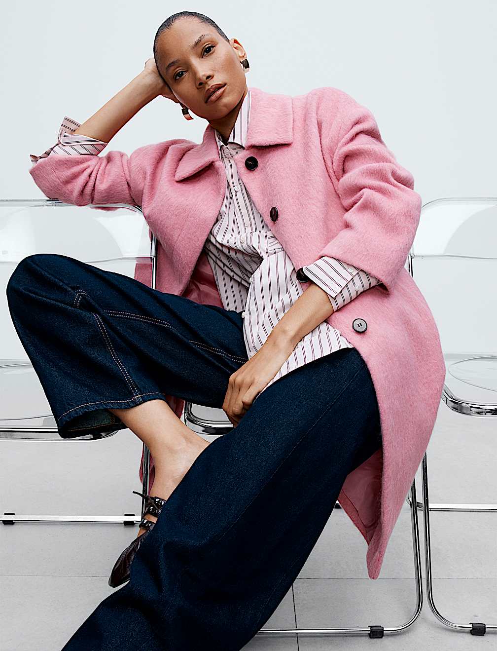 Mid Rise Barrel Jeans