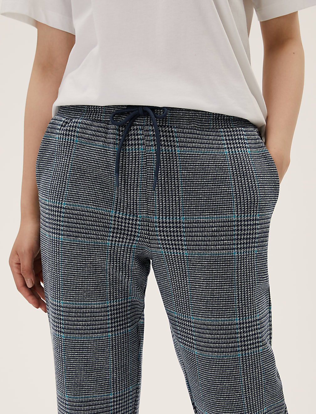 Jersey Checked Tapered Trousers