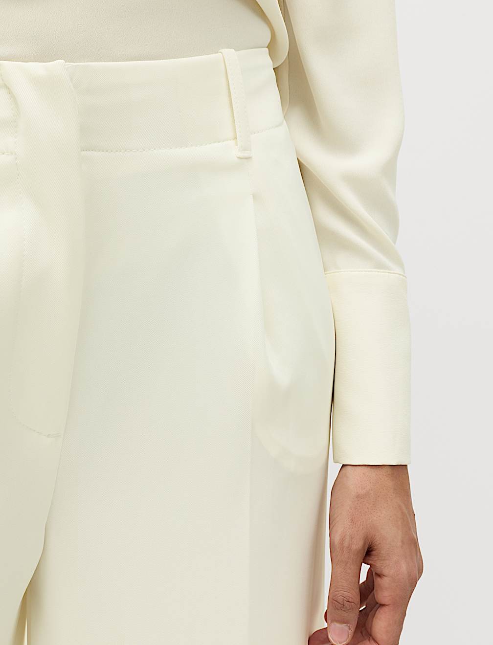 Single Pleat Wide Leg Trousers