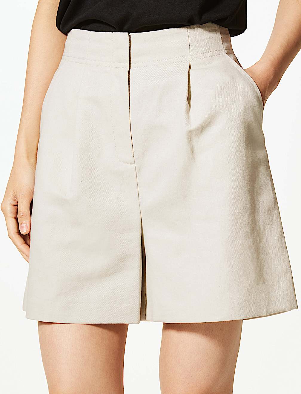 Linen Rich Shorts