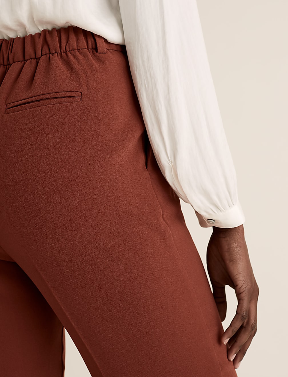 Crepe Tapered 7/8 Trousers