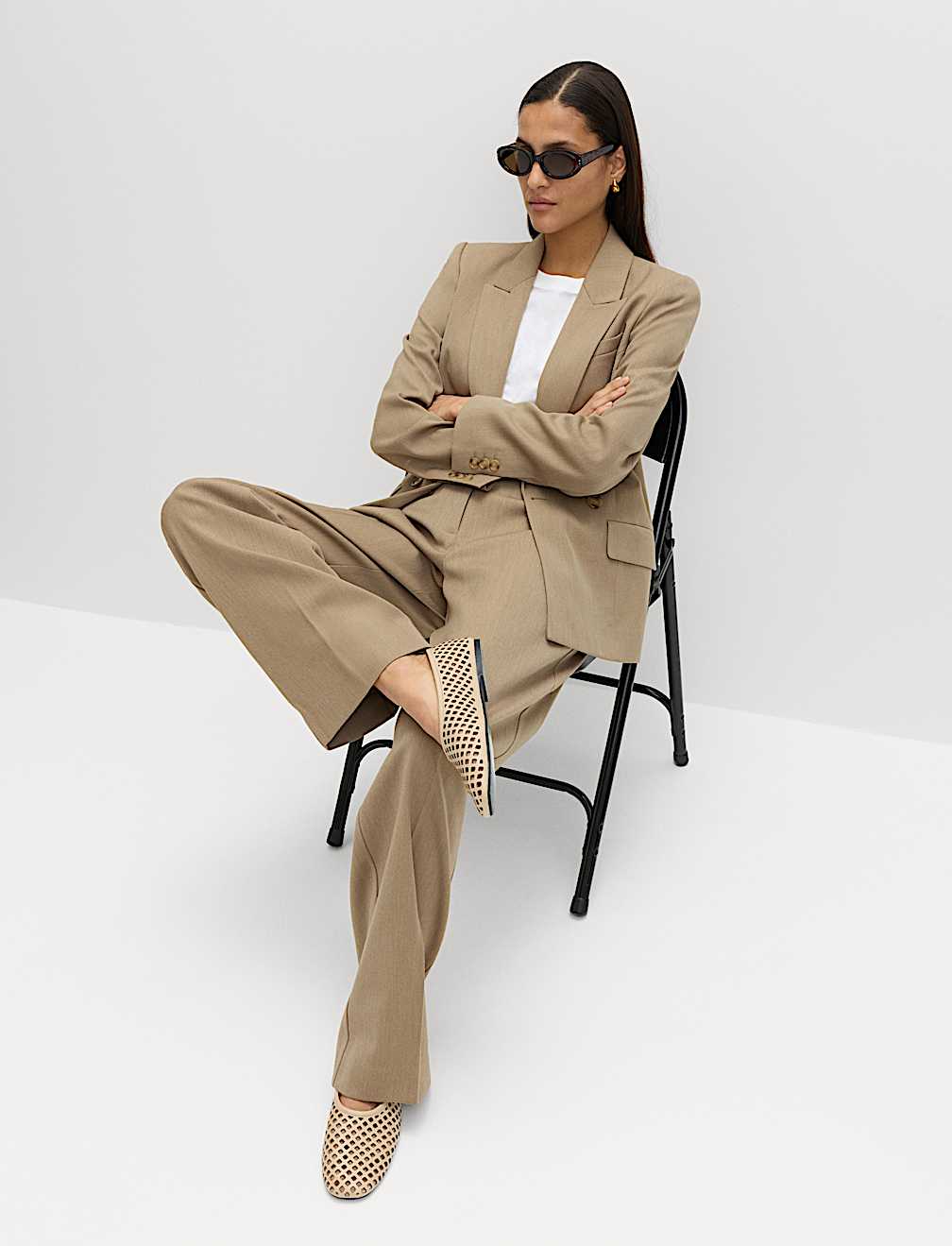 Relaxed Straight Leg Trousers
