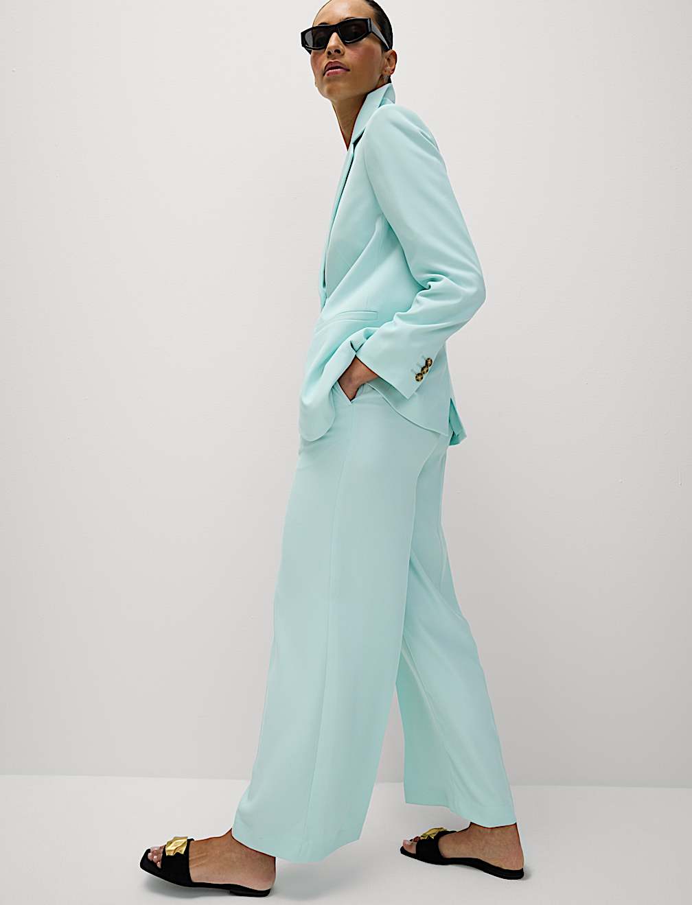 Single Pleat Wide Leg Trousers