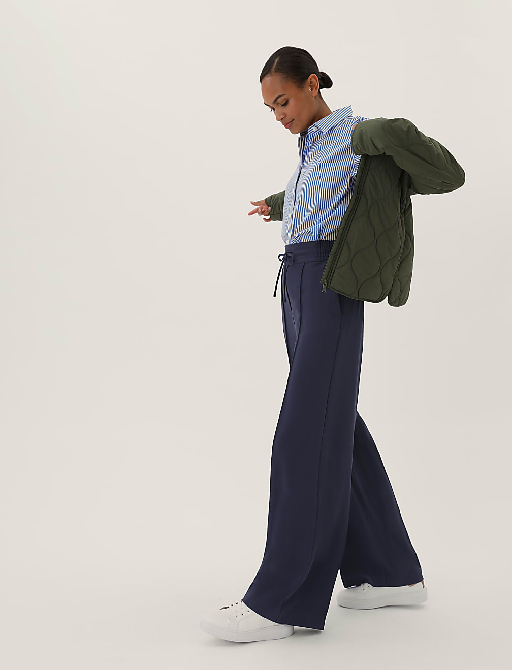 Crepe Drawstring Wide Leg Trousers
