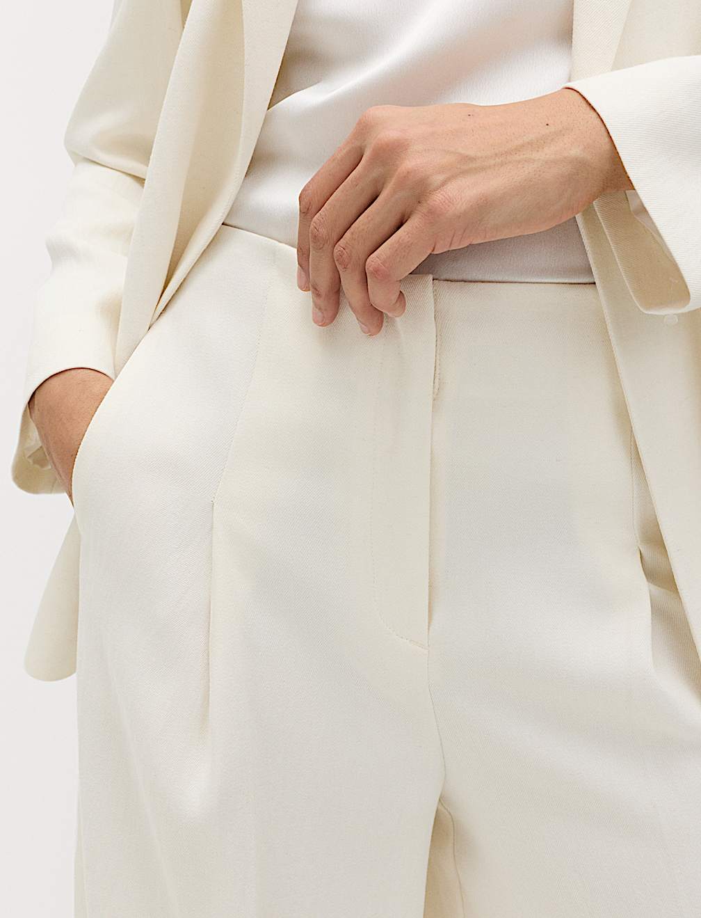 Single Pleat Wide Leg Trousers with Linen