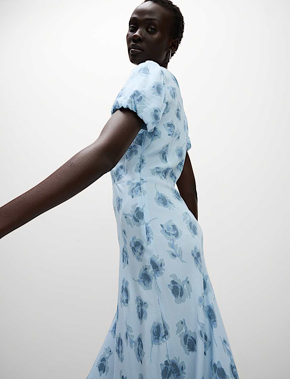 Floral Round Neck Midaxi Tea Dress