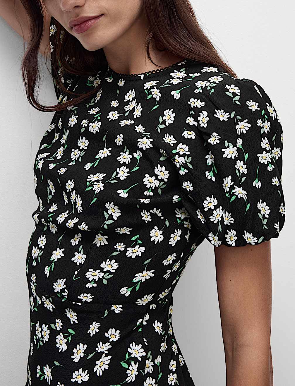 Floral Round Neck Tie Detail Midaxi Tea Dress