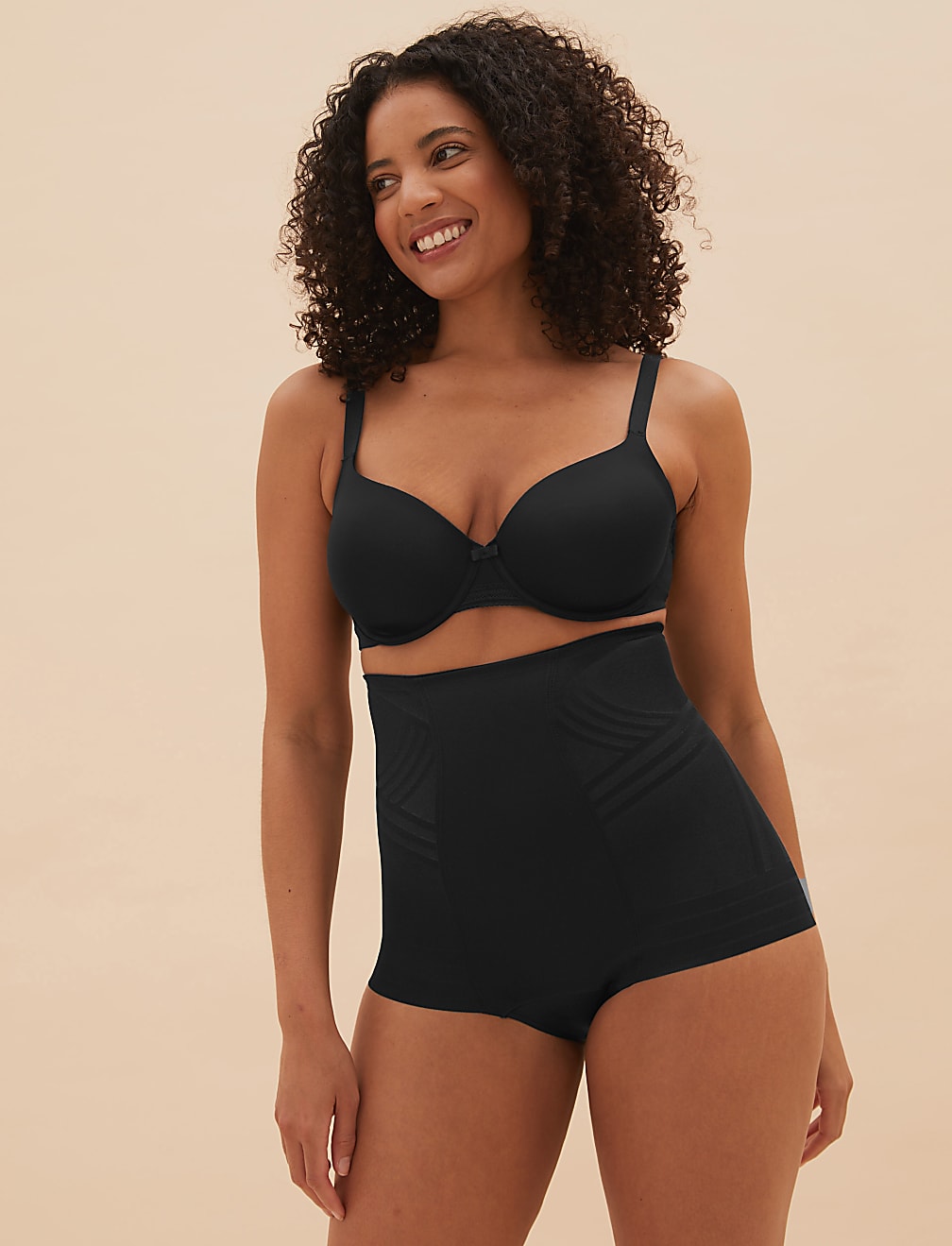 Firm Control Magicwear™ Geometric Low Leg Waist Cincher