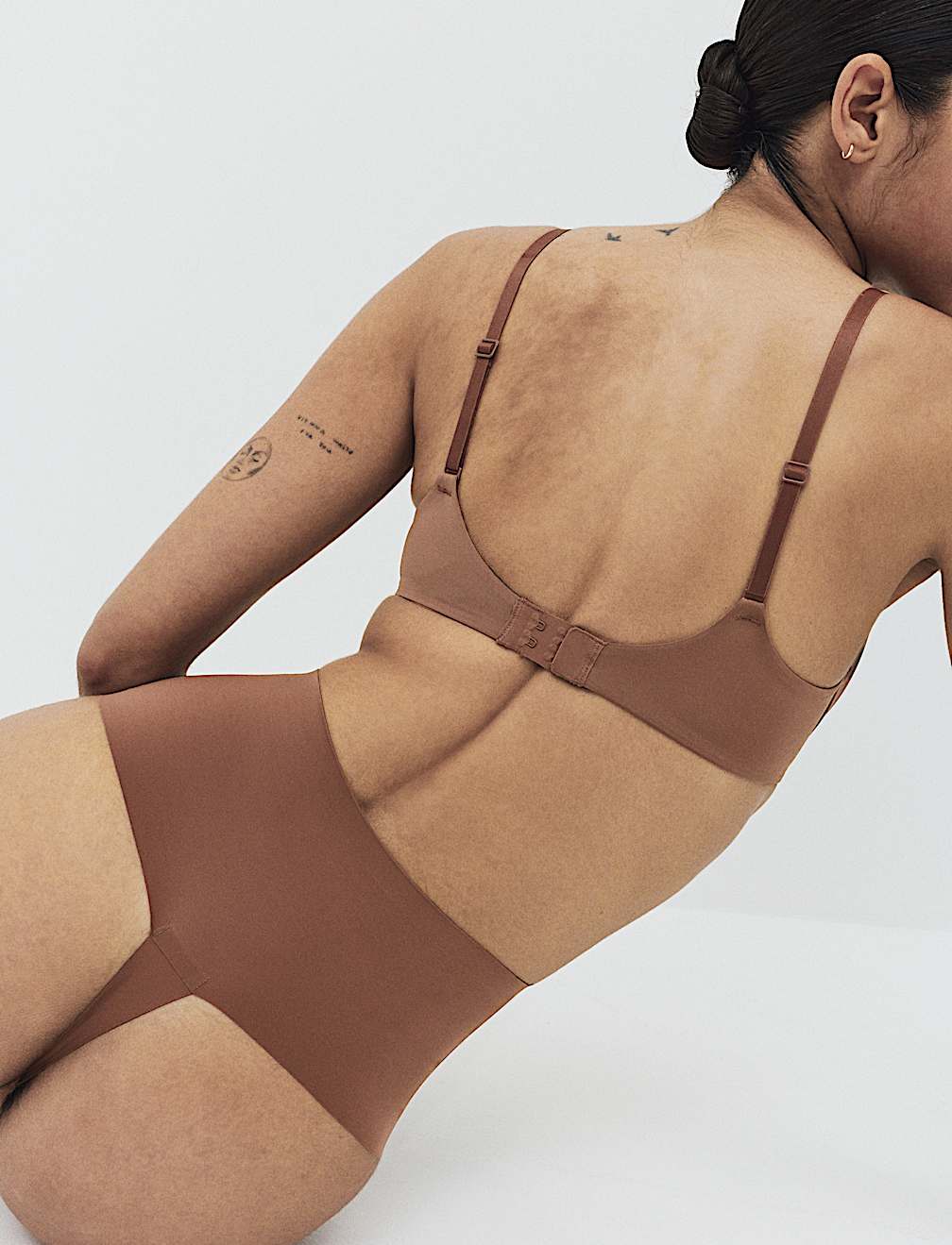 2 Pack Body Invisibles&trade; No VPL Shaping Thongs