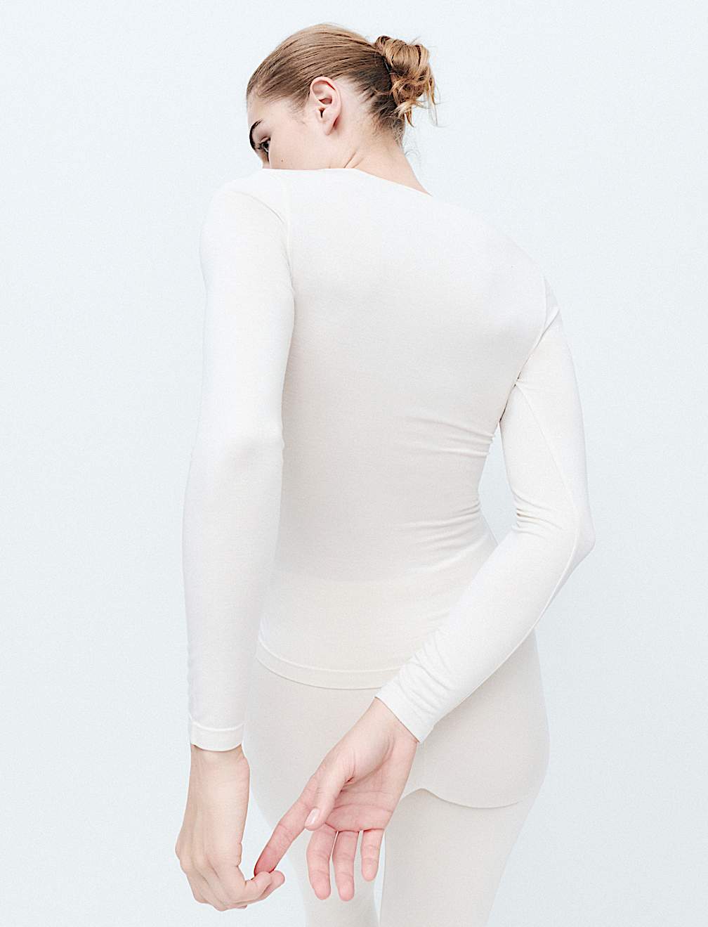 2 Pack Heatgen&trade; Light Thermal Long Sleeve Tops