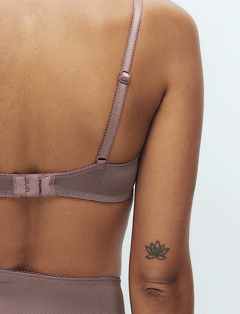 Jasmine Lace Wired Plunge Bra A-E