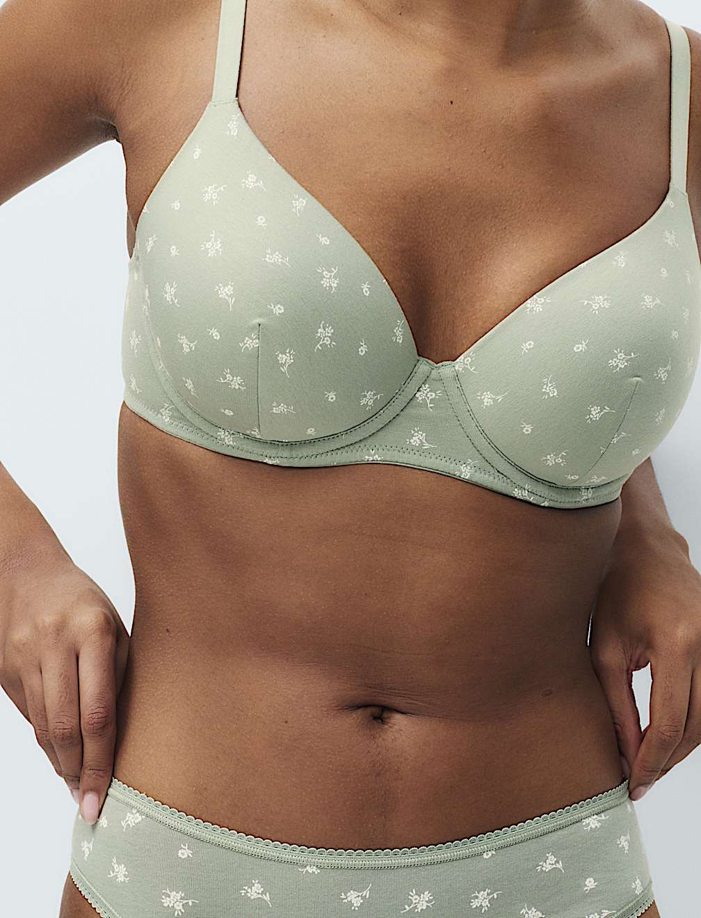 3pk Cotton Rich Wired T-Shirt Bras A-E