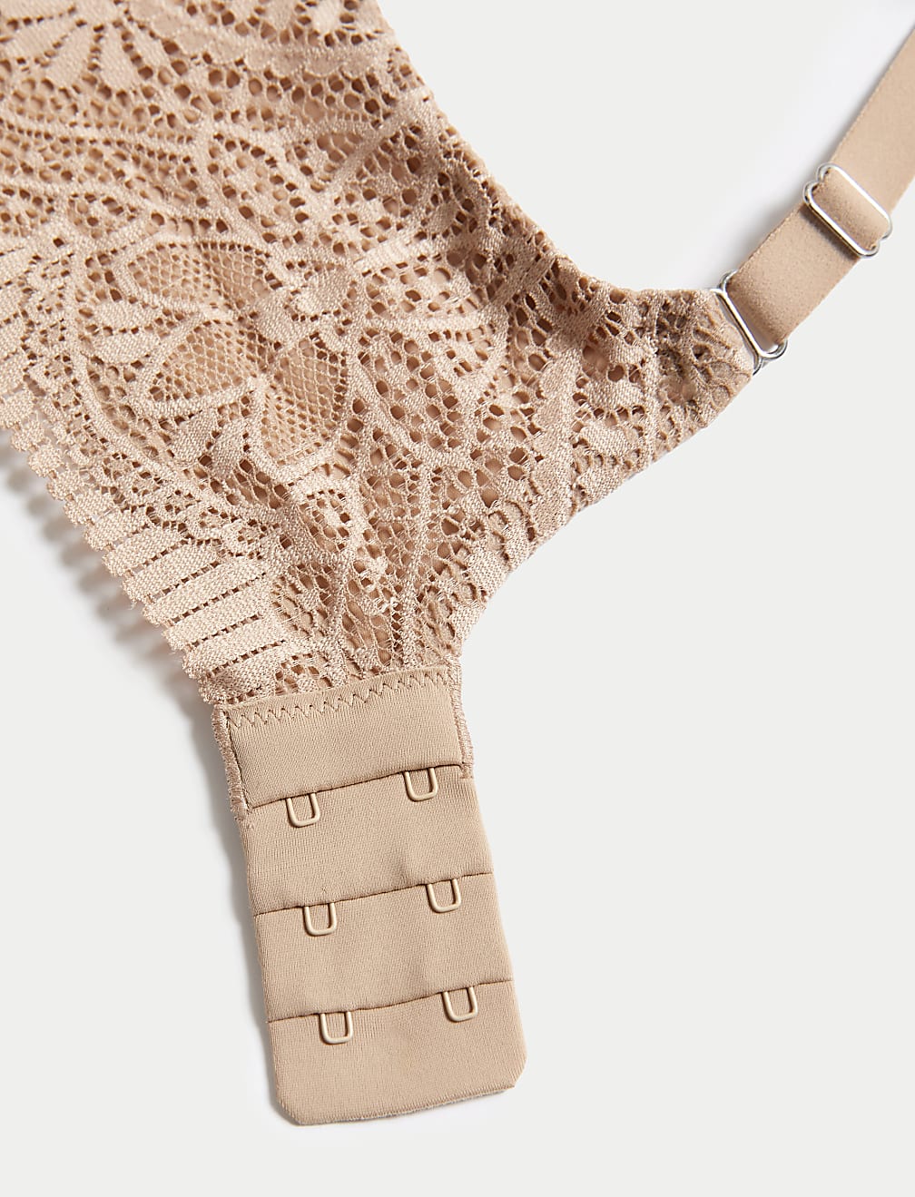 Body Soft™ Wired Plunge Bra A-E