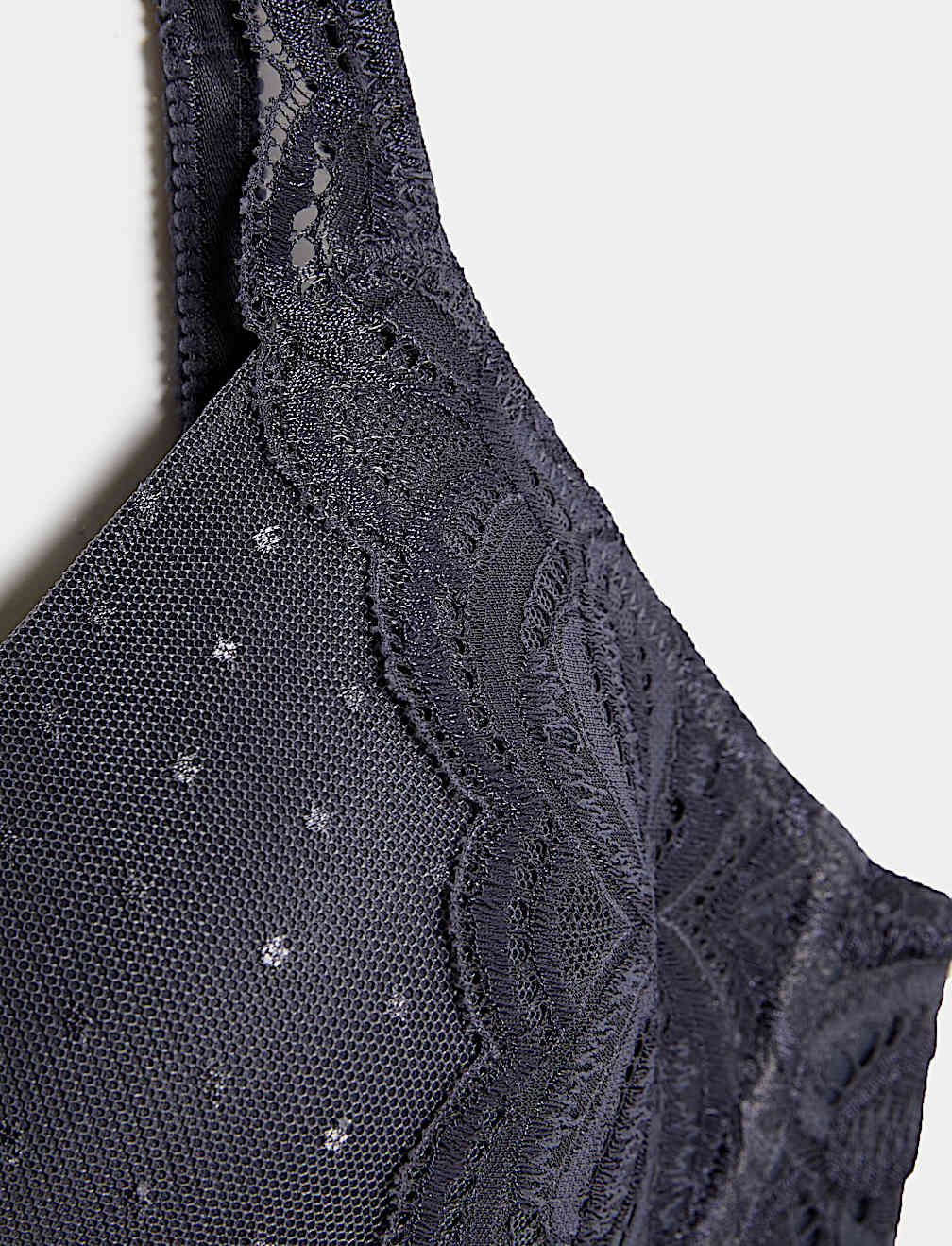 Amelia Lace Wired Plunge Bra (A-E)