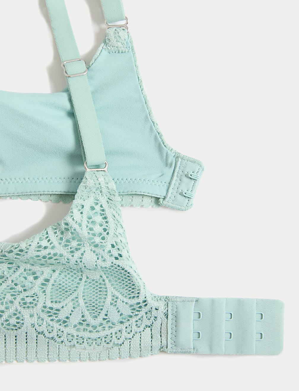 Body Soft™ Wired Plunge T-Shirt Bra A-E