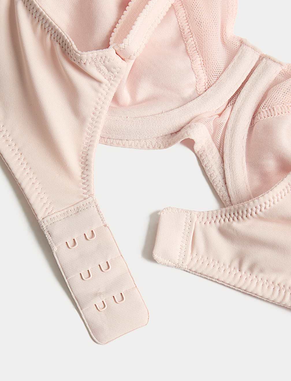 Amelia Lace Natural Lift&trade; Full Cup Bra (A-E)