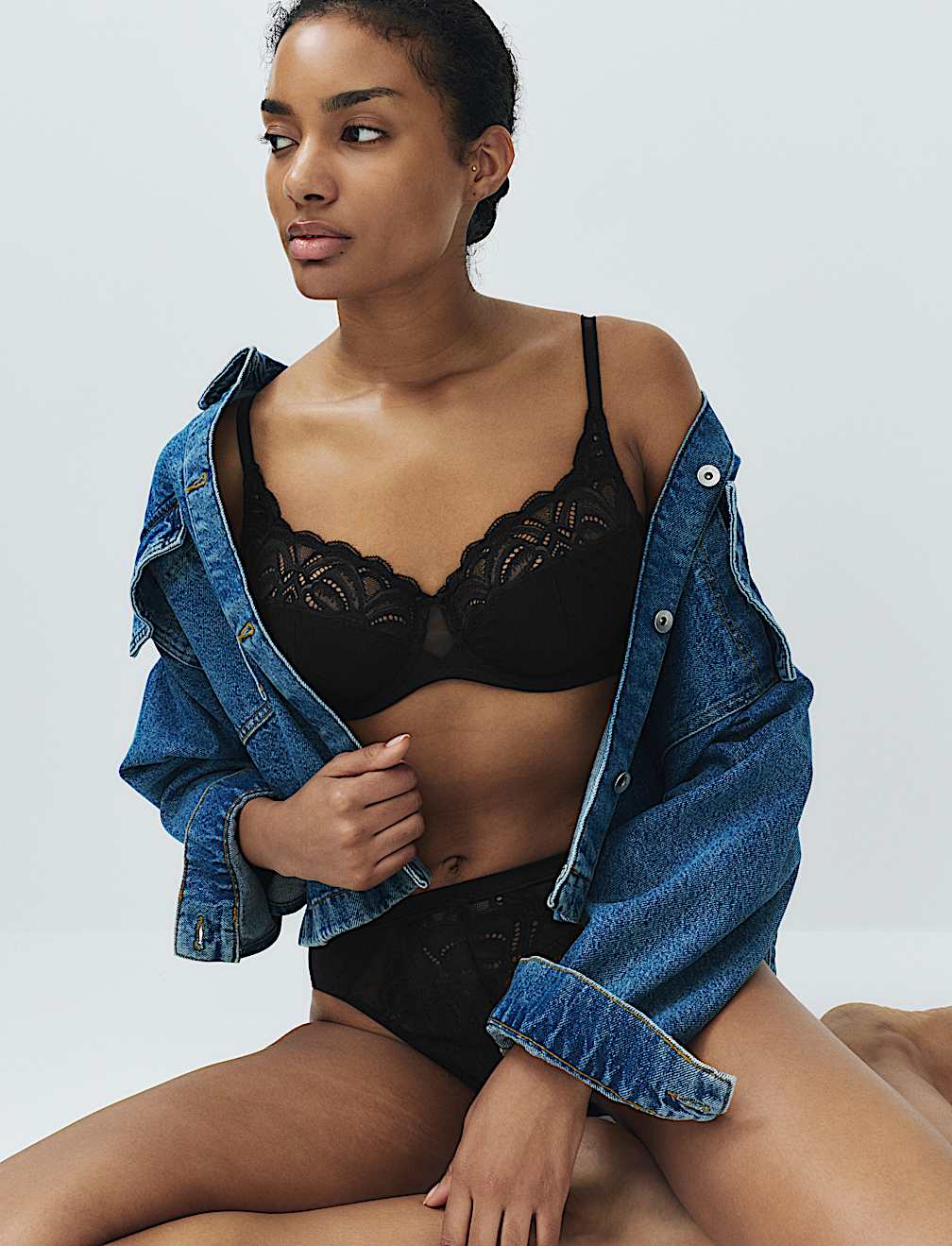 Amelia Lace Wired Full Cup Bra (A-E)