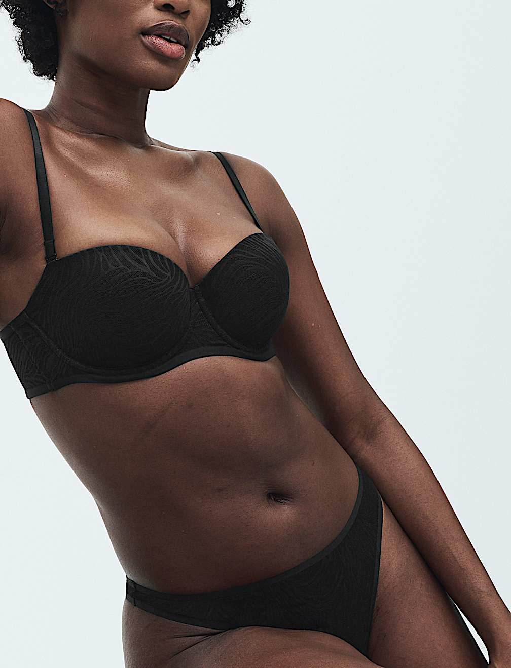 Body Lace Wired Multiway Strapless Bra A-E