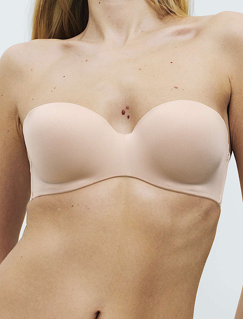 Body Invisibles&trade; Wired Multiway Strapless Bra (A-E)