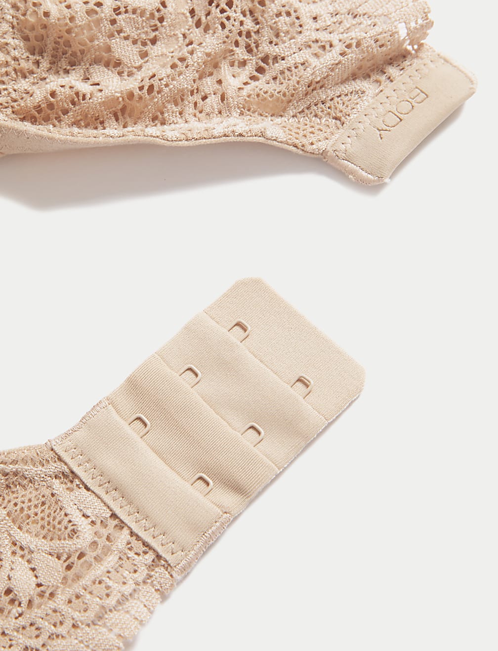 Body Soft™ Non Wired Plunge Bra F-H
